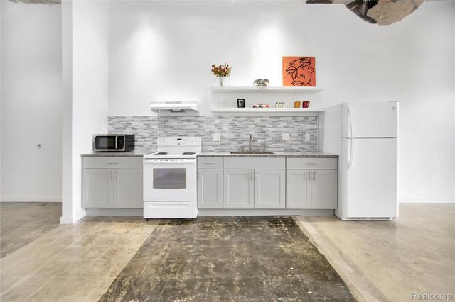 470 BRAINARD Street 2, Detroit, MI 48201