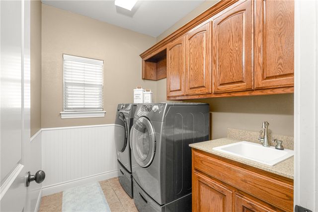 3700 SW Plateau Boulevard, Bentonville, AR 72712