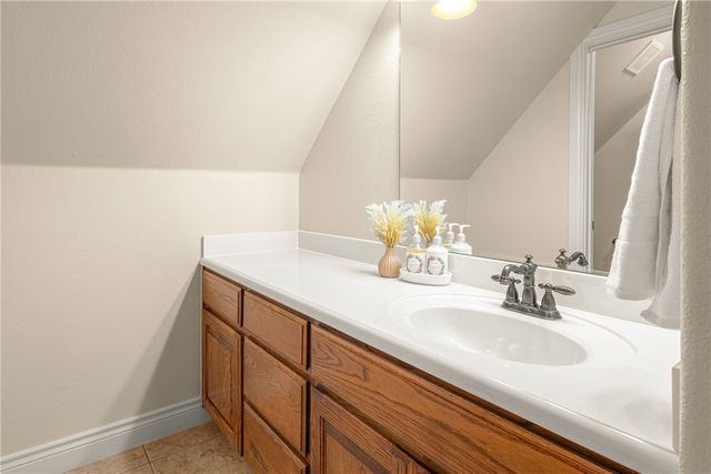 3700 SW Plateau Boulevard, Bentonville, AR 72712