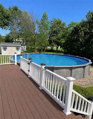 7001 Rebecca Drive, Wheatfield, NY 14304