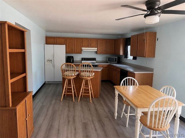 7001 Rebecca Drive, Wheatfield, NY 14304