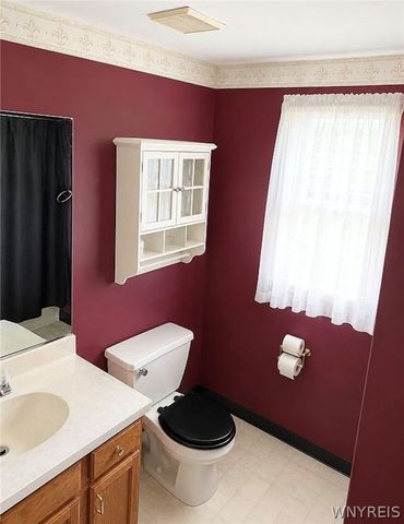 7001 Rebecca Drive, Wheatfield, NY 14304