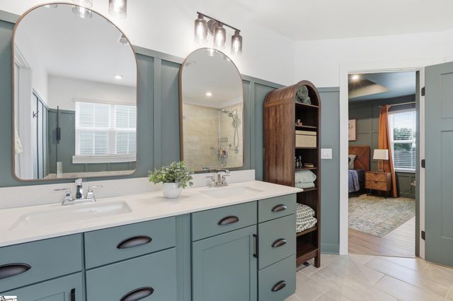 1 Comanche Trail, Simpsonville, SC 29680
