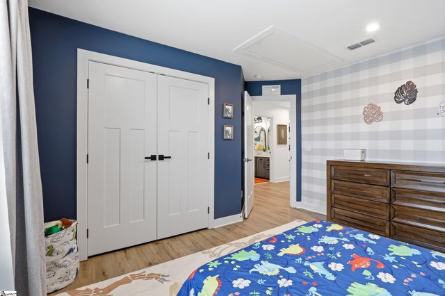 1 Comanche Trail, Simpsonville, SC 29680