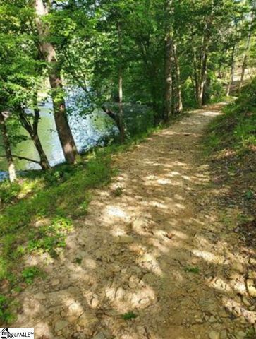 1 Comanche Trail, Simpsonville, SC 29680