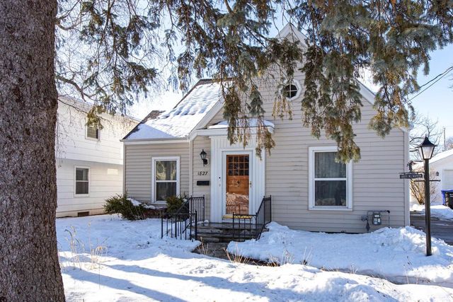 1827 N ALVIN STREET, Appleton, WI 54911