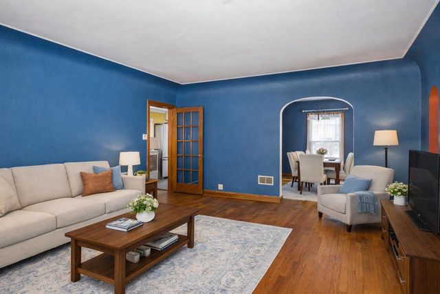 1827 N ALVIN STREET, Appleton, WI 54911