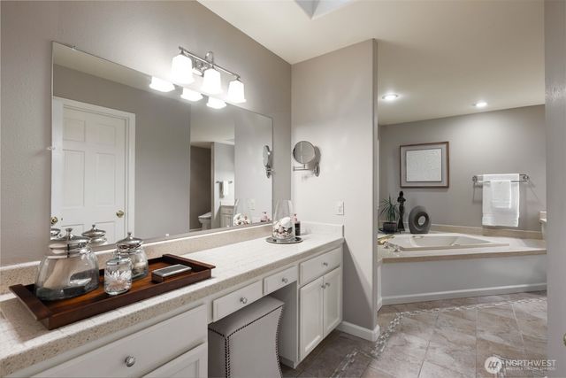 16414 NE 135th Street, Redmond, WA 98052