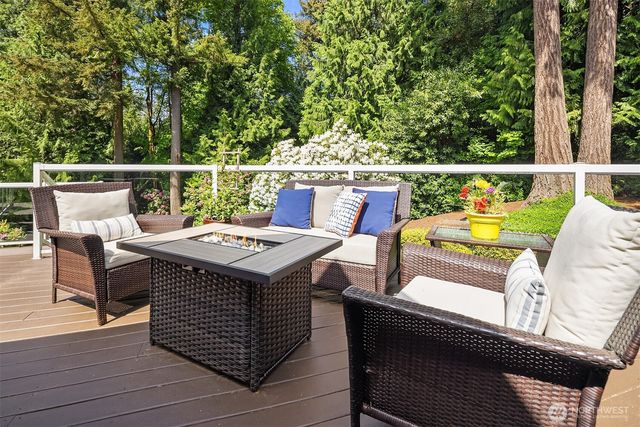 16414 NE 135th Street, Redmond, WA 98052