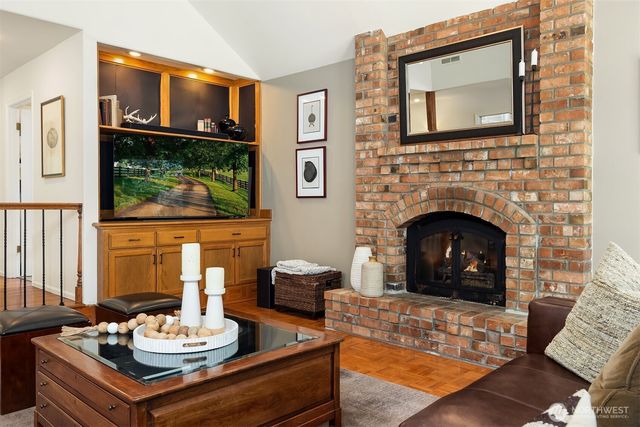 16414 NE 135th Street, Redmond, WA 98052