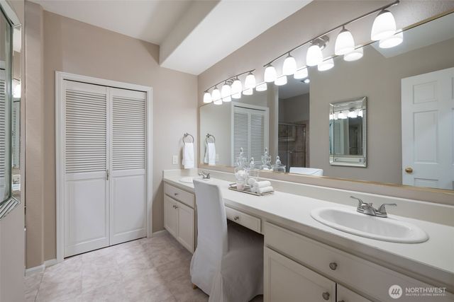 16414 NE 135th Street, Redmond, WA 98052