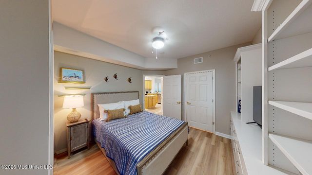 2230 Beach Drive, 302, Gulfport, MS 39507