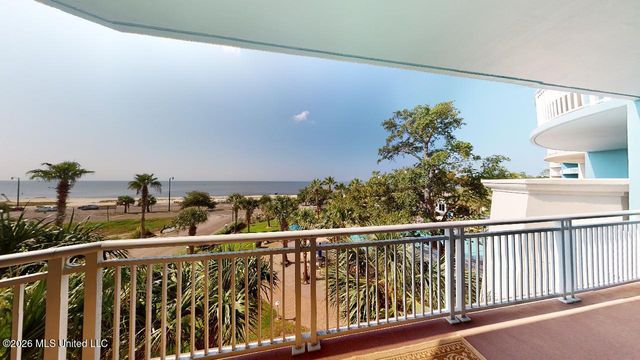 2230 Beach Drive, 302, Gulfport, MS 39507