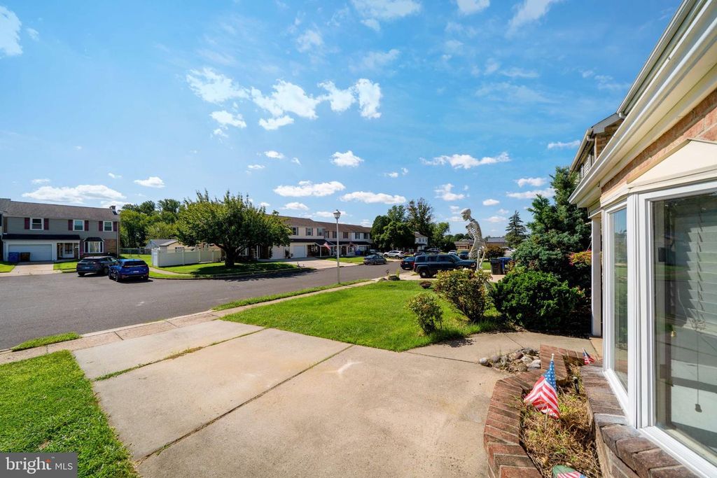 6336 MUSKET CT, BENSALEM, PA 19020 — photo 3