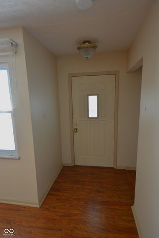 6118 Alpine Avenue, Indianapolis, IN 46224