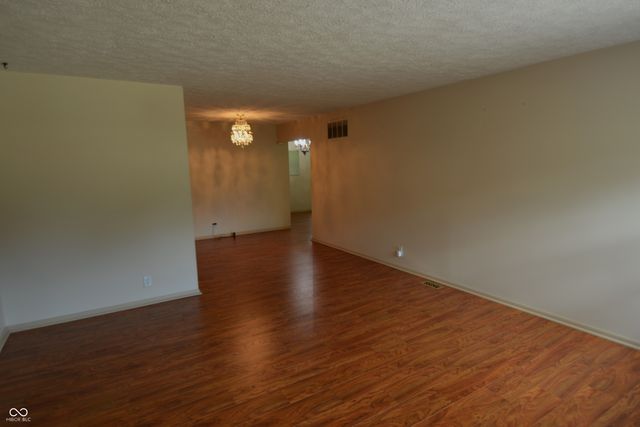 6118 Alpine Avenue, Indianapolis, IN 46224