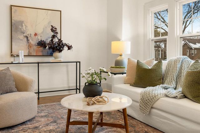 2262 N 71st STREET, Wauwatosa, WI 53213