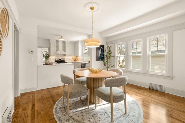 2262 N 71st STREET, Wauwatosa, WI 53213