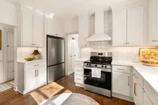 2262 N 71st STREET, Wauwatosa, WI 53213