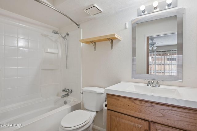 629 N MESA Drive 16, Mesa, AZ 85201