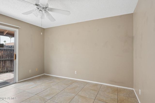 629 N MESA Drive 16, Mesa, AZ 85201