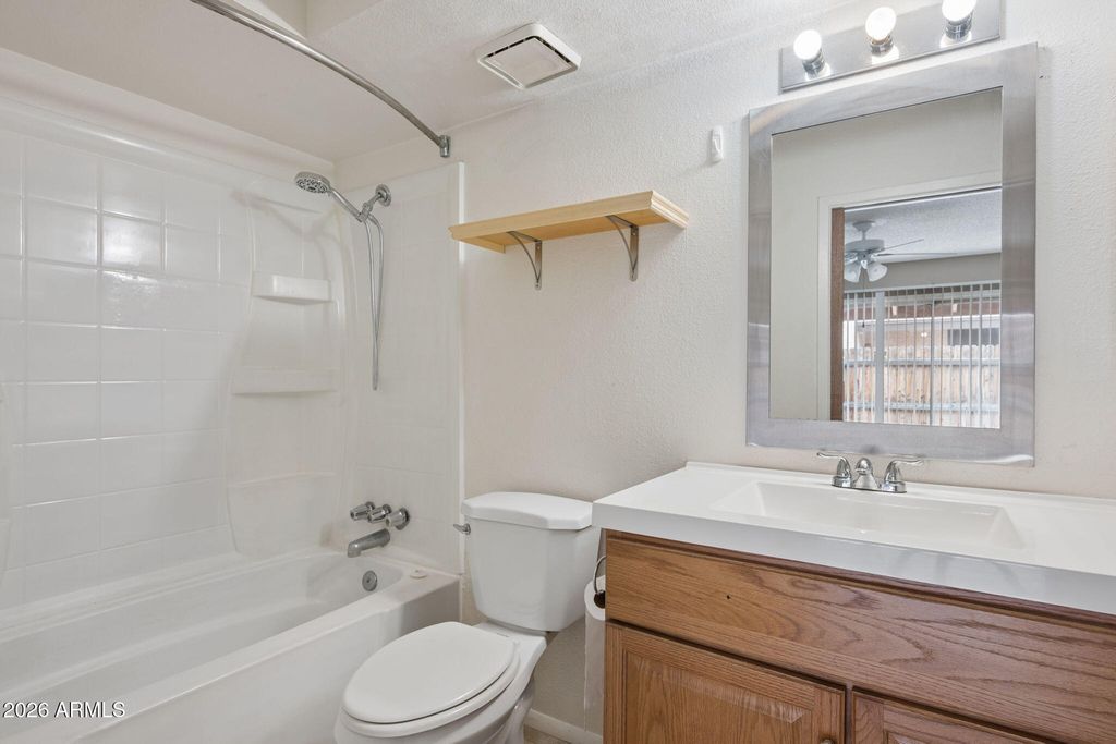 Image 12 of property listing at 629 N MESA Drive 16, Mesa, AZ 85201