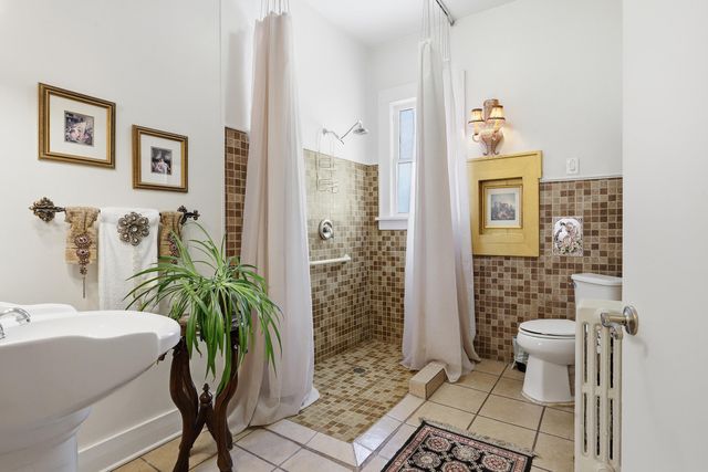 1606 Roma Avenue NE, Albuquerque, NM 87106