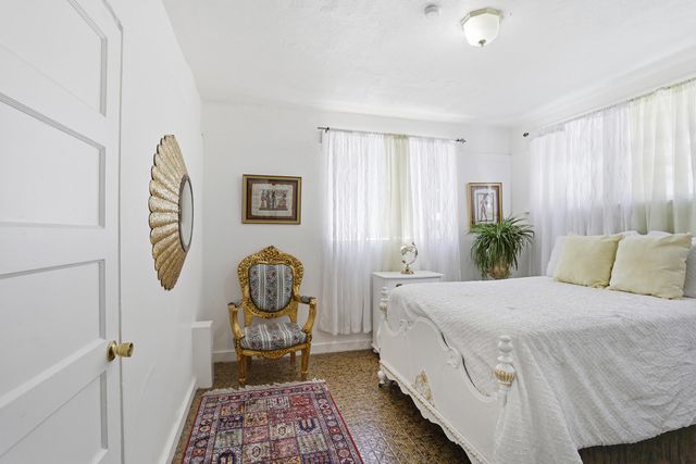 1606 Roma Avenue NE, Albuquerque, NM 87106