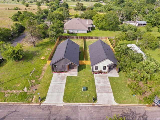 505 Legion Court, Bryan, TX 77803