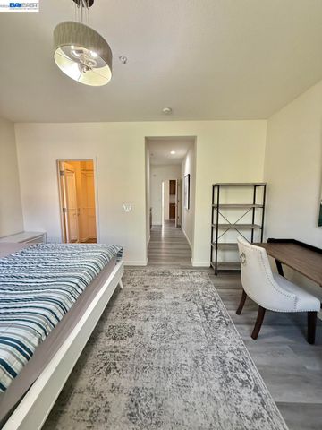 2200 Beech Cir, San Jose, CA 95131