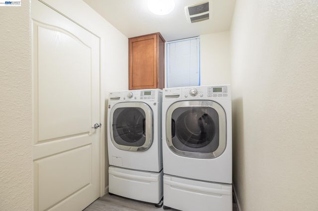 2200 Beech Cir, San Jose, CA 95131