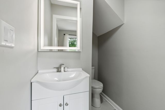 2407 Burch St, Nashville, TN 37208