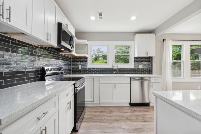 2407 Burch St, Nashville, TN 37208