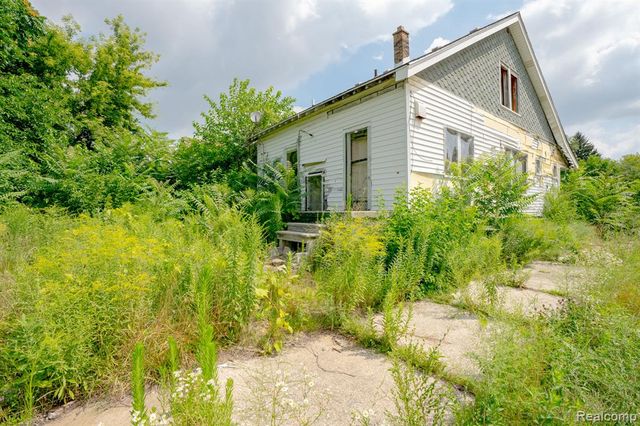 17403 Goddard Street, Detroit, MI 48212