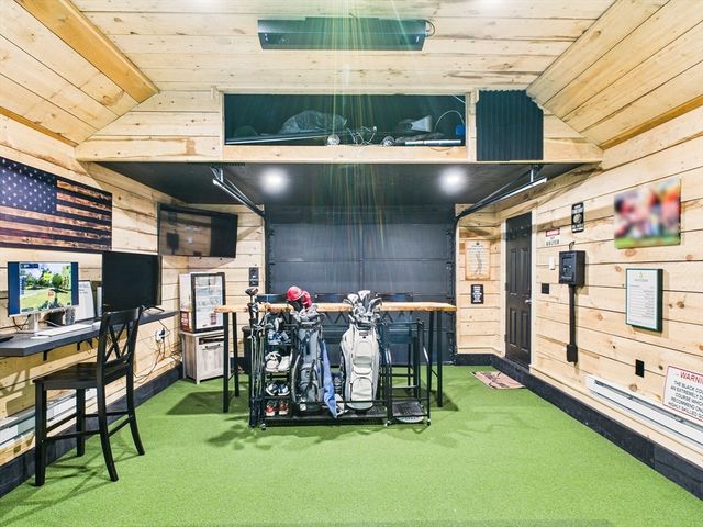 199 Quaker Ln, Acushnet, MA 02743