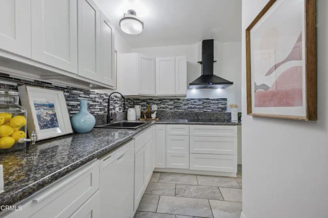 245 Aster Street 6, Laguna Beach, CA 92651