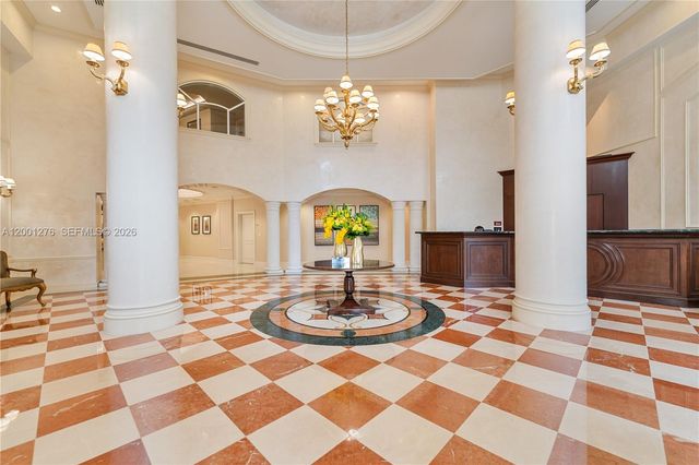 20000 E Country Club Dr 610, Aventura, FL 33180