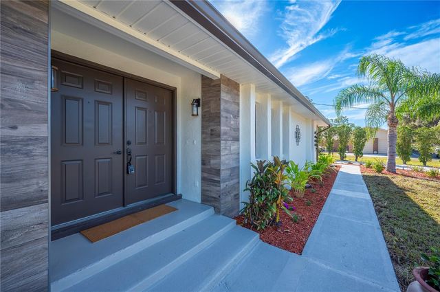 5614 LAZY CREEK DRIVE, Lakeland, FL 33811