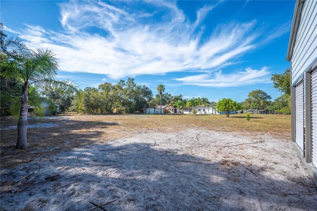 5614 LAZY CREEK DRIVE, Lakeland, FL 33811