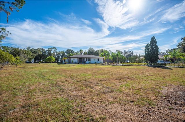 5614 LAZY CREEK DRIVE, Lakeland, FL 33811