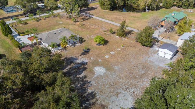 5614 LAZY CREEK DRIVE, Lakeland, FL 33811