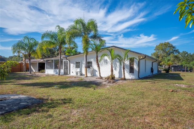 5614 LAZY CREEK DRIVE, Lakeland, FL 33811