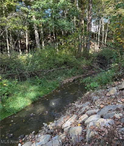 1032 Foxglove Circle, Cuyahoga Falls, OH 44223