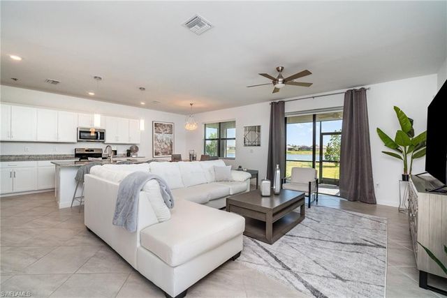 13924 Pine Lodge LN, Fort Myers, FL 33913