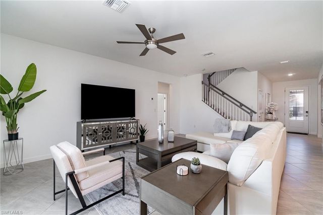 13924 Pine Lodge LN, Fort Myers, FL 33913