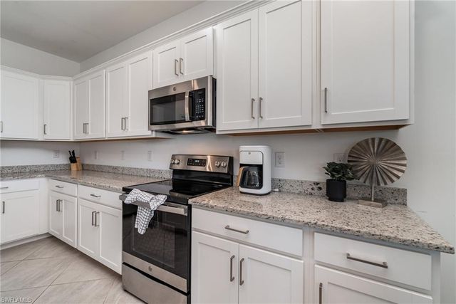 13924 Pine Lodge LN, Fort Myers, FL 33913