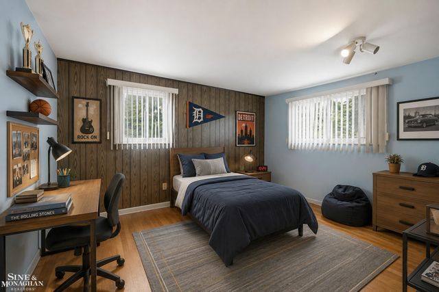 402 Roland Court, Grosse Pointe Farms, MI 48236