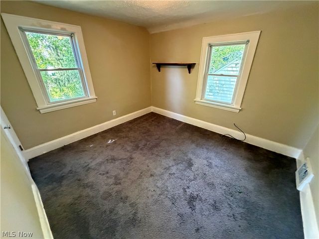 918 Frederick Boulevard, Akron, OH 44320