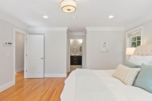 56 Old Marlboro Rd, Concord, MA 01742