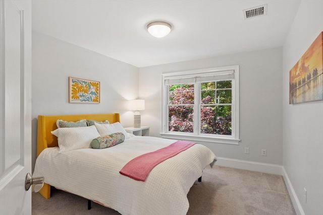 56 Old Marlboro Rd, Concord, MA 01742